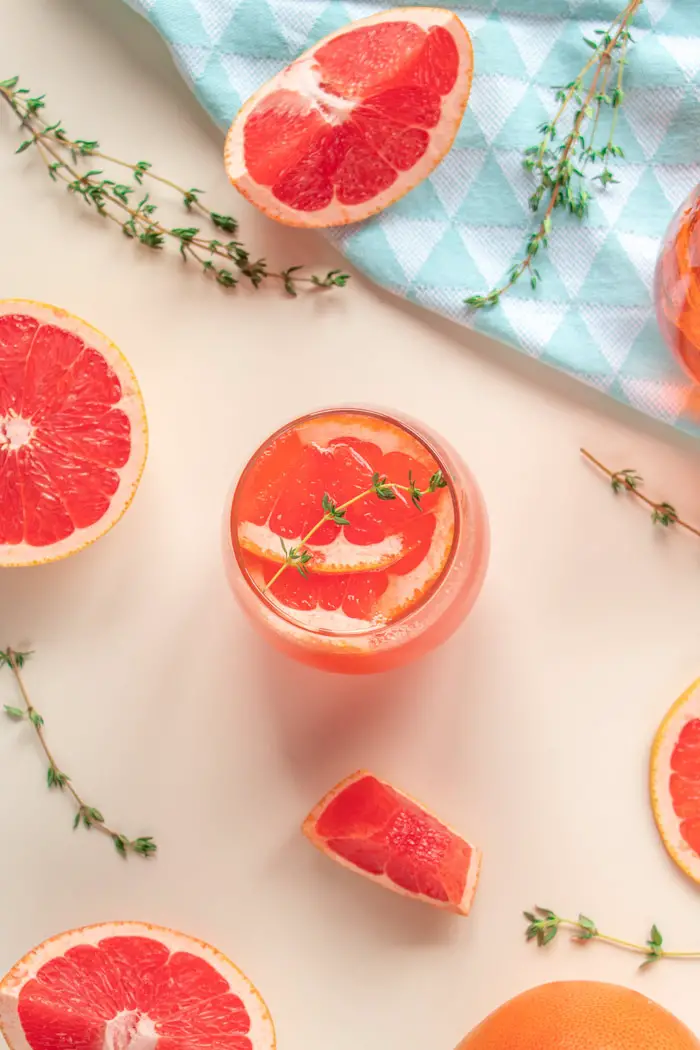 Fizzy Aperol Grapefruit Cocktail » A Couple of Sips