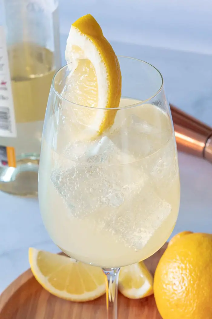 Lemonade Spritzer in a glass