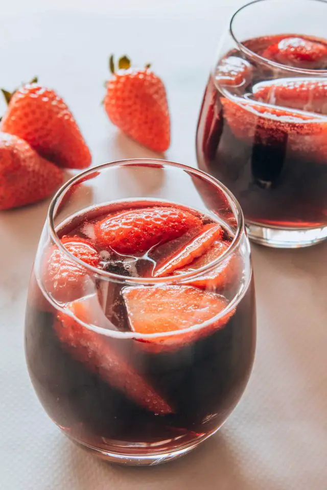 Red Wine Spritzer (Tasty & FullBodied!) » A Couple of Sips